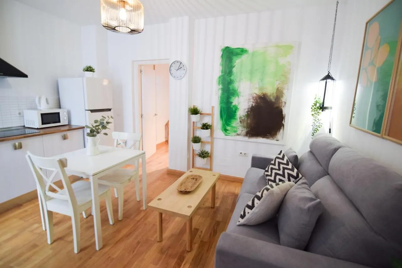 Letmalaga Carreteria Apartment Malaga